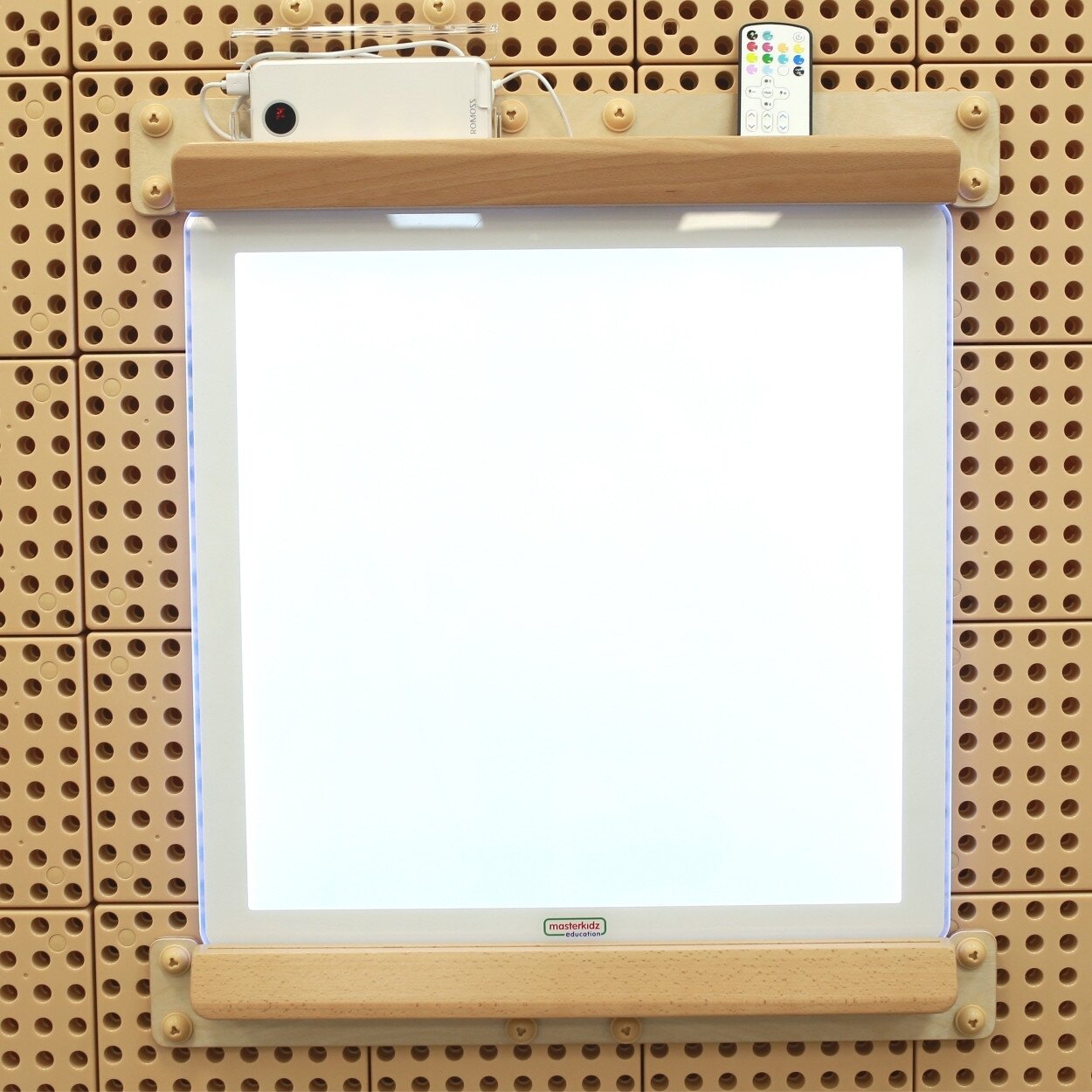 MASTERKIDZ Kvadratinis rėmelis LED panelio tvirtinimui 1