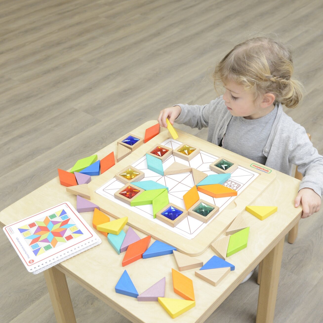 MASTERKIDZ Mozaikos dėlionė Spalvų ir formų pažinimui Tangram Montessori 5 MASTERKIDZ Mozaikos dėlionė Spalvų ir formų pažinimui Tangram Montessori 5