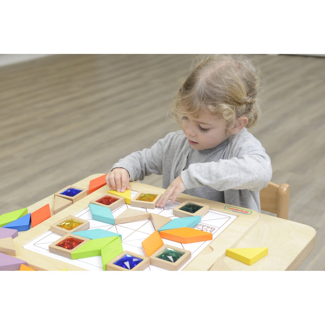 MASTERKIDZ Mozaikos dėlionė Spalvų ir formų pažinimui Tangram Montessori 8 MASTERKIDZ Mozaikos dėlionė Spalvų ir formų pažinimui Tangram Montessori 8