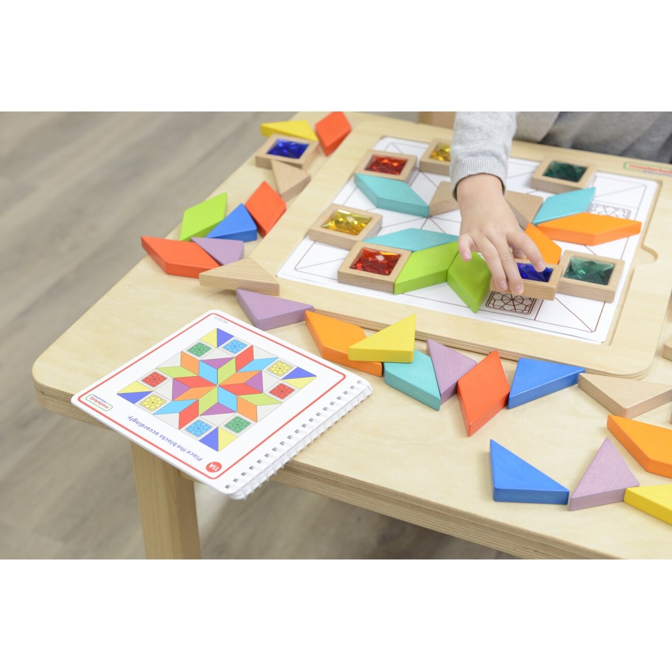 MASTERKIDZ Mozaikos dėlionė Spalvų ir formų pažinimui Tangram Montessori 6