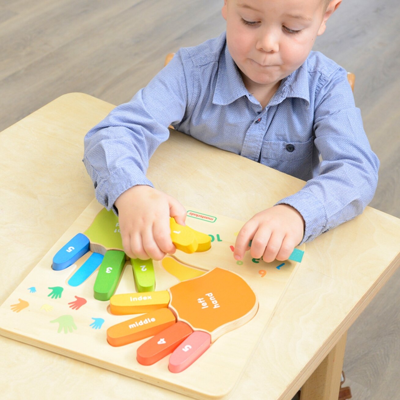 MASTERKIDZ Edukacinė medinė lentelė skaičiavimui ant pirštų 2