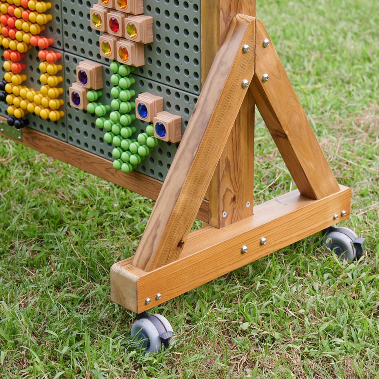MASTERKIDZ Ratukai laisvai pastatomoms STEM lentoms, 4 vnt. 2 MASTERKIDZ Ratukai laisvai pastatomoms STEM lentoms, 4 vnt. 2