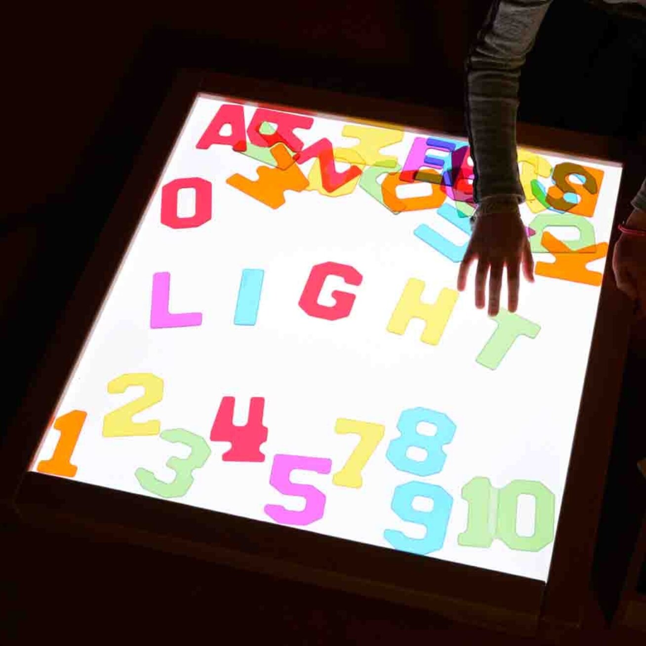 MASTERKIDZ Sensorinis rėmas – LED panelė + skaidrus dažymo padėklas 5