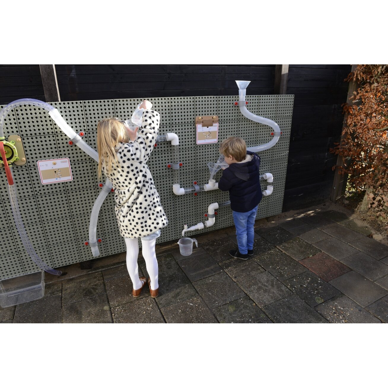 MASTERKIDZ Sieninis skydas Mokomoji lentelė Kūrybinė STEM Lauko lentelė Outdoor Rinkinys 2 vnt. 1 MASTERKIDZ Sieninis skydas Mokomoji lentelė Kūrybinė STEM Lauko lentelė Outdoor Rinkinys 2 vnt. 1