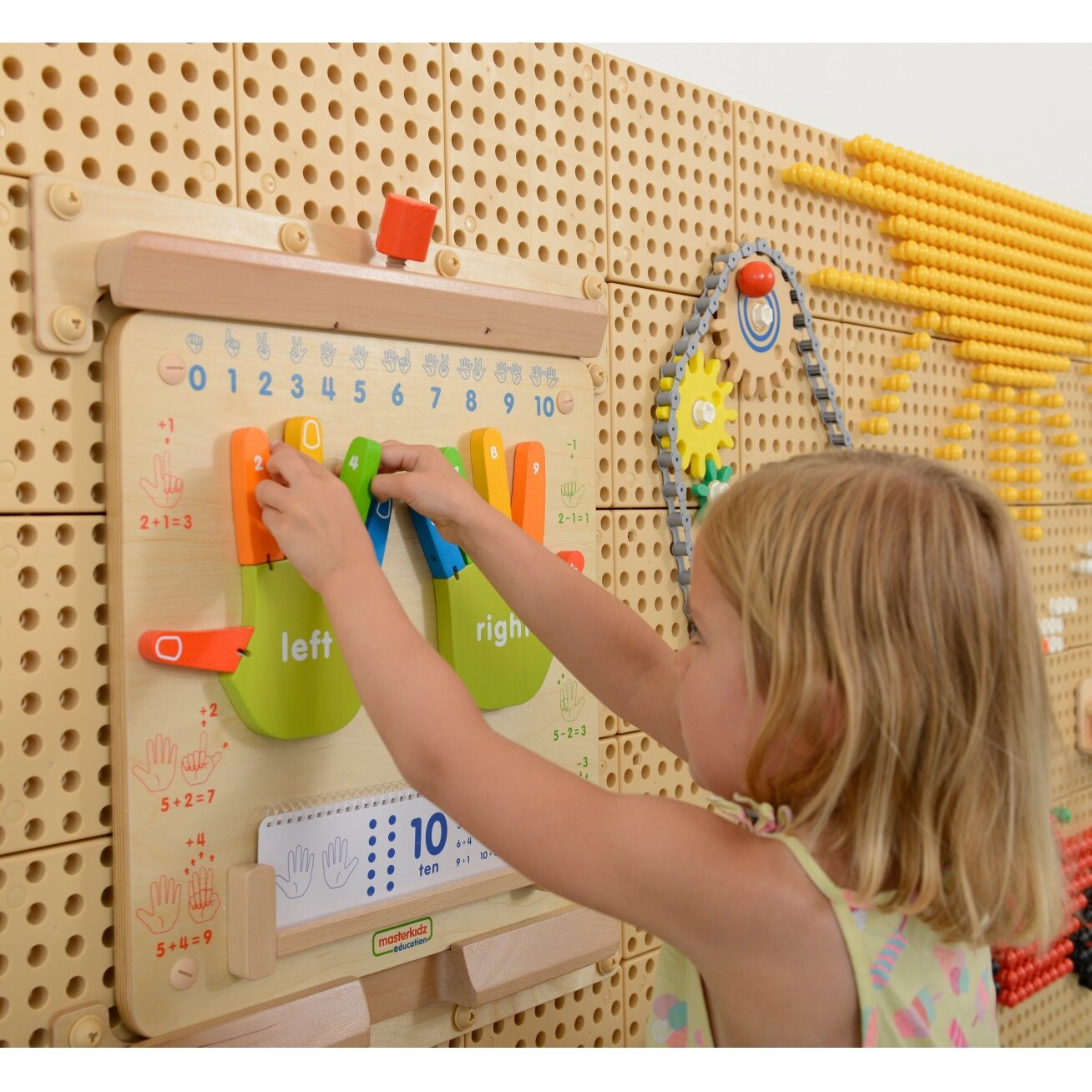MASTERKIDZ Skaičiavimo mokymasis Sieninė sensorinė lenta Flex Montessori 2 MASTERKIDZ Skaičiavimo mokymasis Sieninė sensorinė lenta Flex Montessori 2