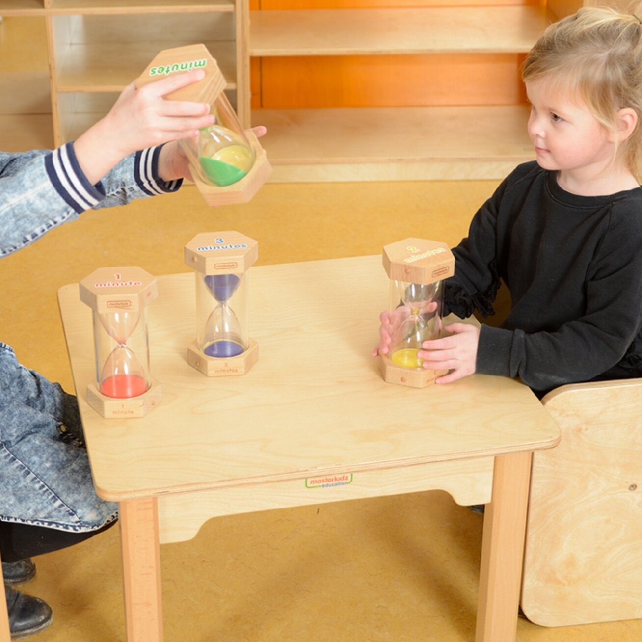 MASTERKIDZ Smėlio laikrodžių rinkinys – laiko mokymasis 3 MASTERKIDZ Smėlio laikrodžių rinkinys – laiko mokymasis 3