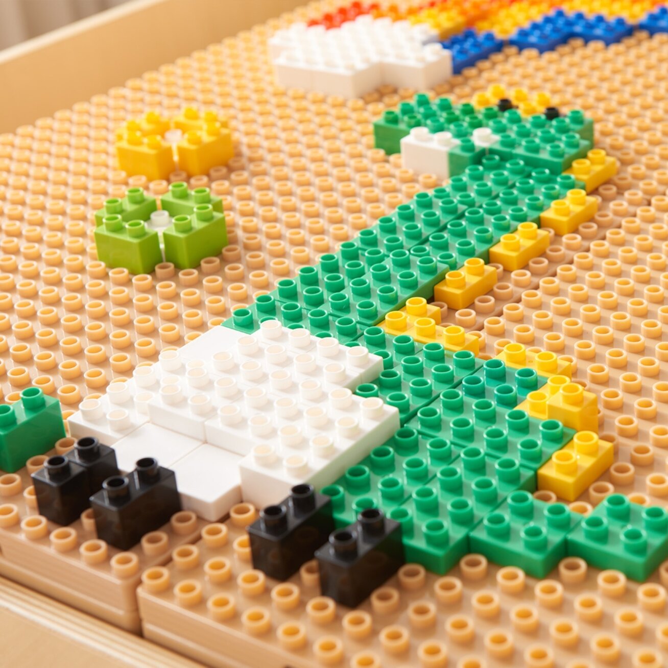 MASTERKIDZ STEM konstrukcinių kaladėlių rinkinys 135 vnt. 2