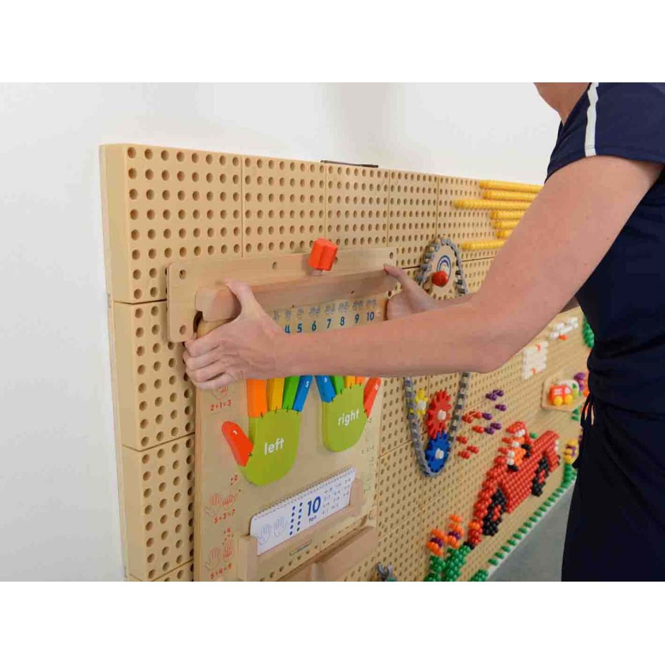 MASTERKIDZ STEM- Flex montavimo sistema edukacinėms lentoms 1 MASTERKIDZ STEM- Flex montavimo sistema edukacinėms lentoms 1