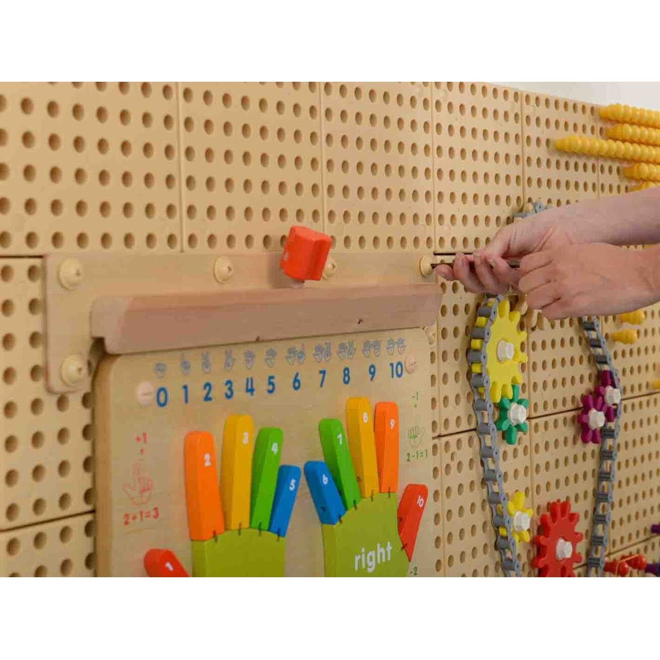 MASTERKIDZ STEM- Flex montavimo sistema edukacinėms lentoms 2 MASTERKIDZ STEM- Flex montavimo sistema edukacinėms lentoms 2