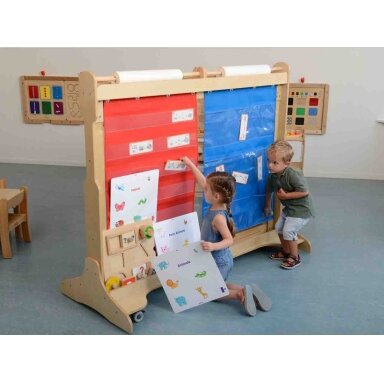 MASTERKIDZ Medžiaginis pakabinamas lapas su kišenėlėmis knygoms ir paveikslėliams mėlynas