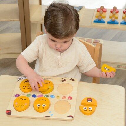 MASTERKIDZ Emocijų mokymosi lenta Mediniai kiaušiniai kokia nuotaika? Montessori 1