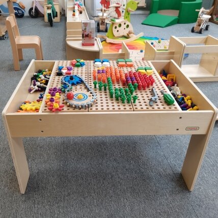 MASTERKIDZ Medinis edukacinis stalas + STEM WALL PRIEDAI 2 MASTERKIDZ Medinis edukacinis stalas + STEM WALL PRIEDAI 2