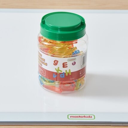 MASTERKIDZ Skaidri abėcėlė 52 spalvotos raidės šviesos paneliui STEM 3
