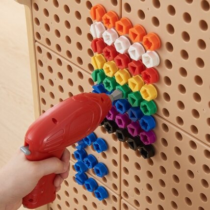 MASTERKIDZ Spalvoti varžteliai 5 formų kūrybinei STEM lentai 512 vnt. spalvų miksas 5 MASTERKIDZ Spalvoti varžteliai 5 formų kūrybinei STEM lentai 512 vnt. spalvų miksas 5