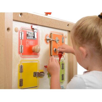 MASTERKIDZ Spynų atidarymo ir uždarymo mokymasis – sieninė manipuliacinė lenta 3 MASTERKIDZ Spynų atidarymo ir uždarymo mokymasis – sieninė manipuliacinė lenta 3