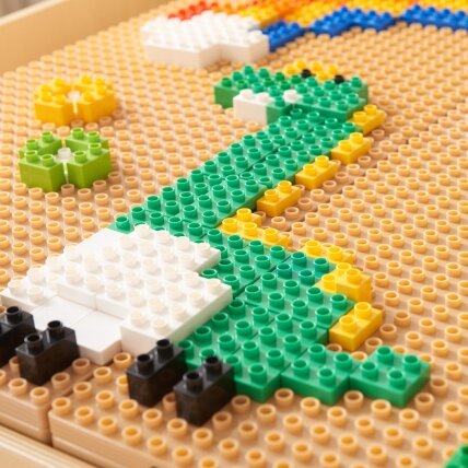 MASTERKIDZ STEM konstrukcinių kaladėlių rinkinys 135 vnt. su uždedamu elementu ant panelės 4 vnt. 6