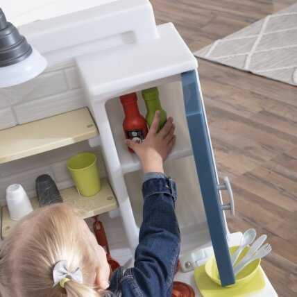 STEP2 Moderni realistiška virtuvėlė vaikams su daugybe priedų 5