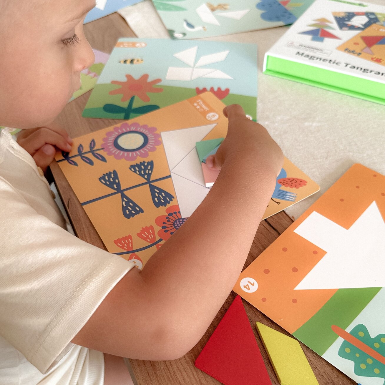 TOOKY TOY Tangram dėlionė vaikams – formų mokymasis, figūros, formos, 18 el. 4 TOOKY TOY Tangram dėlionė vaikams – formų mokymasis, figūros, formos, 18 el. 4