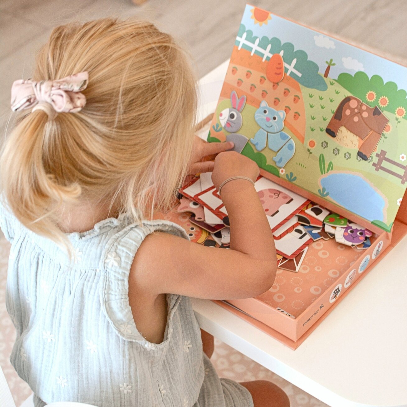 TOOKY TOY Magnetinė dėlionė Ūkis Puzzle 4