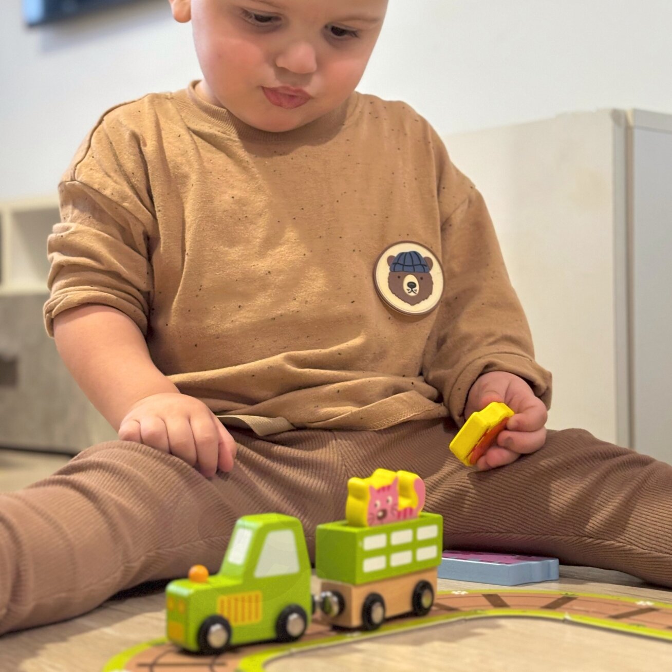 TOOKY TOY Medinė ferma lagamine Figūrėlės Transporto priemonės 2