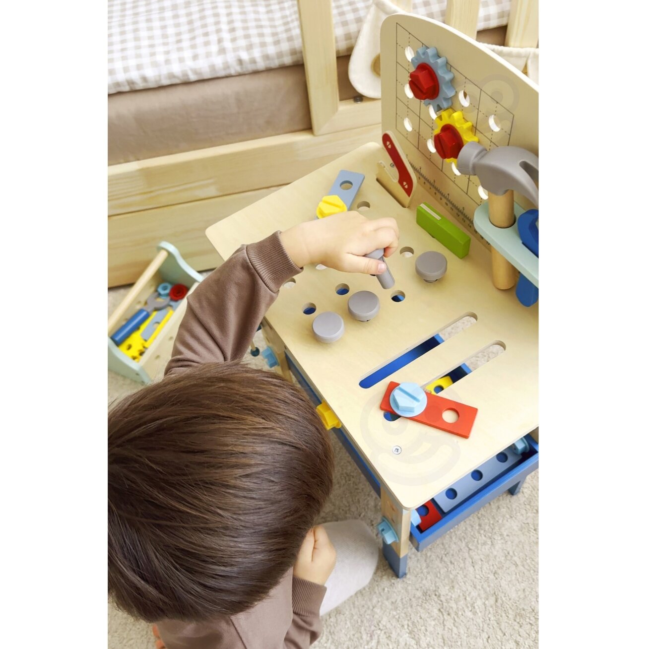 TOOKY TOY Medinis meistravimo stalas dirbtuvės 3 TOOKY TOY Medinis meistravimo stalas dirbtuvės 3