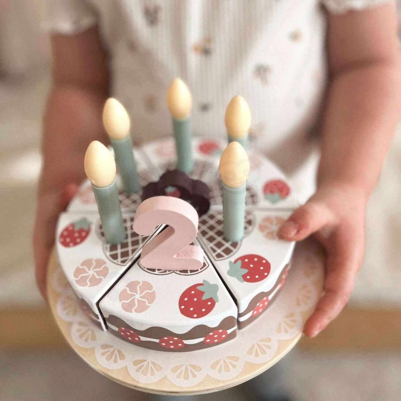 TOOKY TOY Medinis gimtadienio tortas su žvakutėmis ir lipukais 6