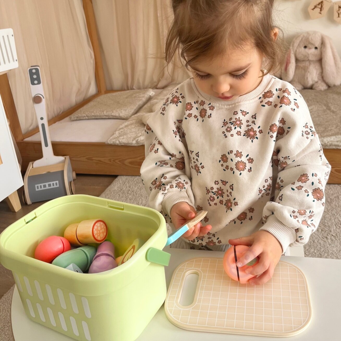 TOOKY TOY Medinis maisto rinkinys daržovės ir vaisiai 6