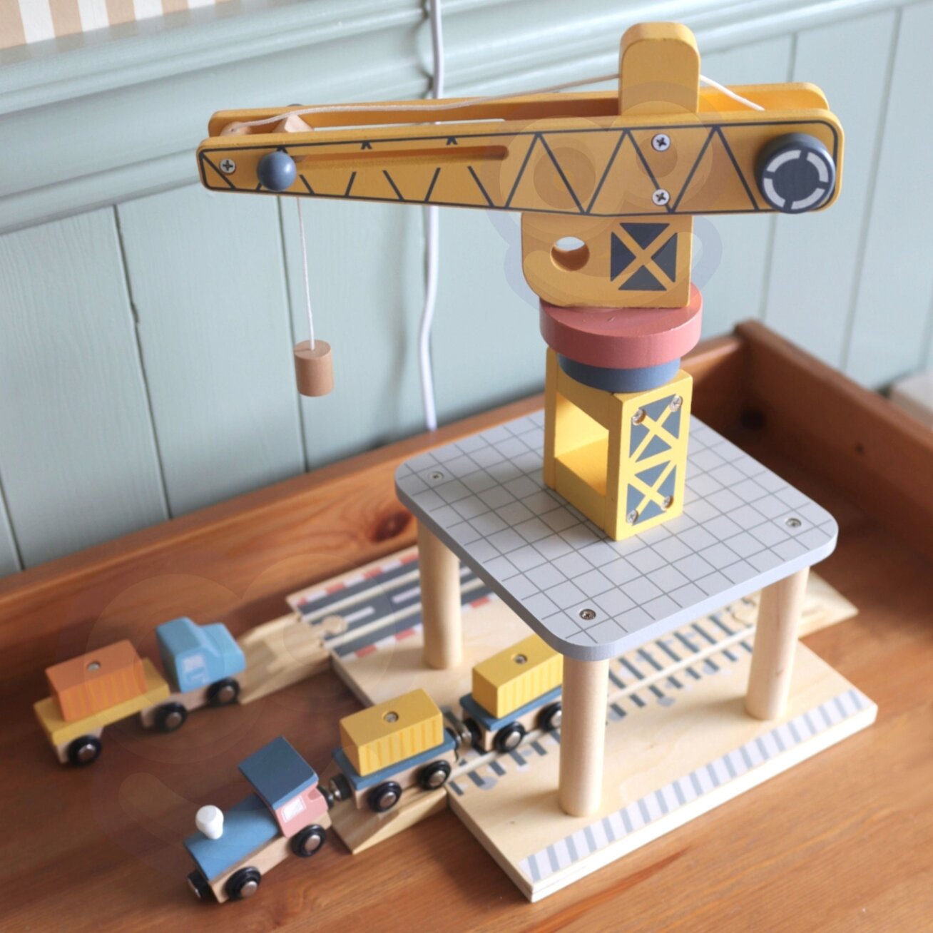 TOOKY TOY Medinis uosto krano rinkinys 3