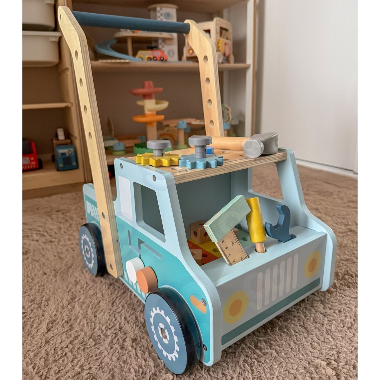 TOOKY TOY Medinė vaikštynė automobiliukas Mini dirbtuvės STEM 1 TOOKY TOY Medinė vaikštynė automobiliukas Mini dirbtuvės STEM 1