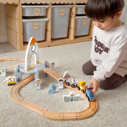 TOOKY TOY Medinis kosminis traukinukas – bėgių rinkinys 5 TOOKY TOY Medinis kosminis traukinukas – bėgių rinkinys 5
