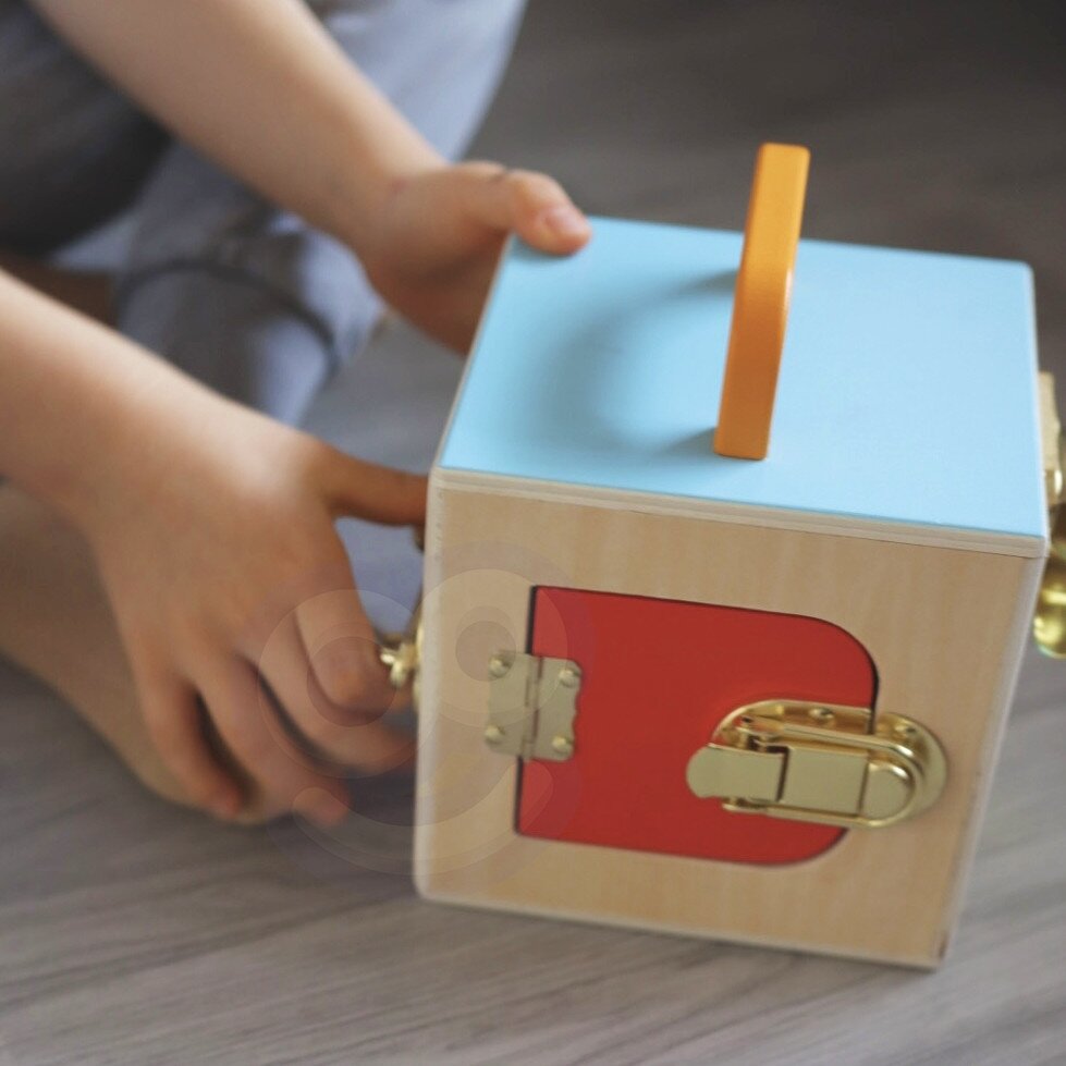 Tooky Toy Edukacinė Montessori dėžutė – dėlionė, skaitliukai, orų lentelė 6in1 nuo 3 metų 5 Tooky Toy Edukacinė Montessori dėžutė – dėlionė, skaitliukai, orų lentelė 6in1 nuo 3 metų 5