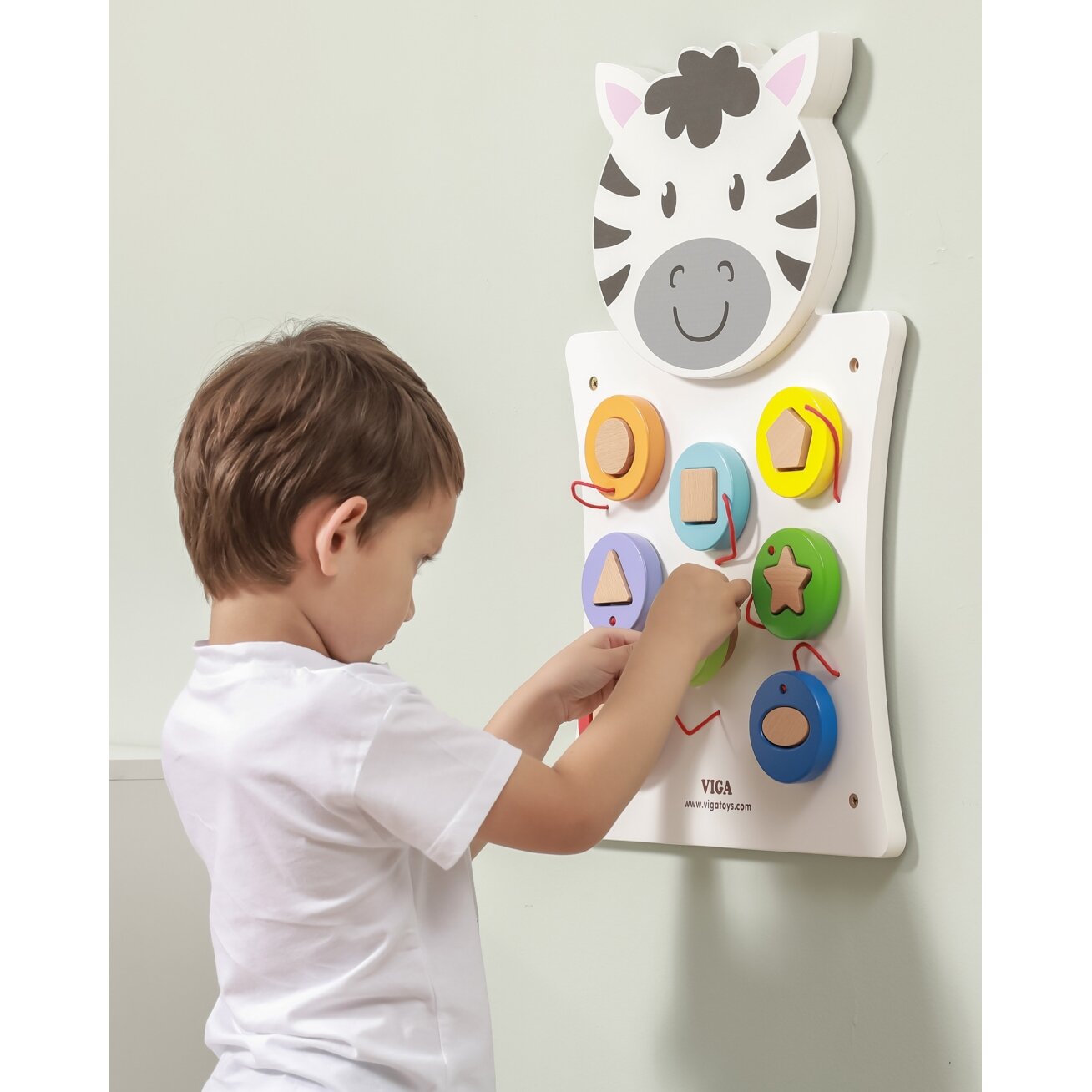 VIGA medinė manipuliacinė lentelė Zebra FSC sertifikatas Montessori 5 VIGA medinė manipuliacinė lentelė Zebra FSC sertifikatas Montessori 5