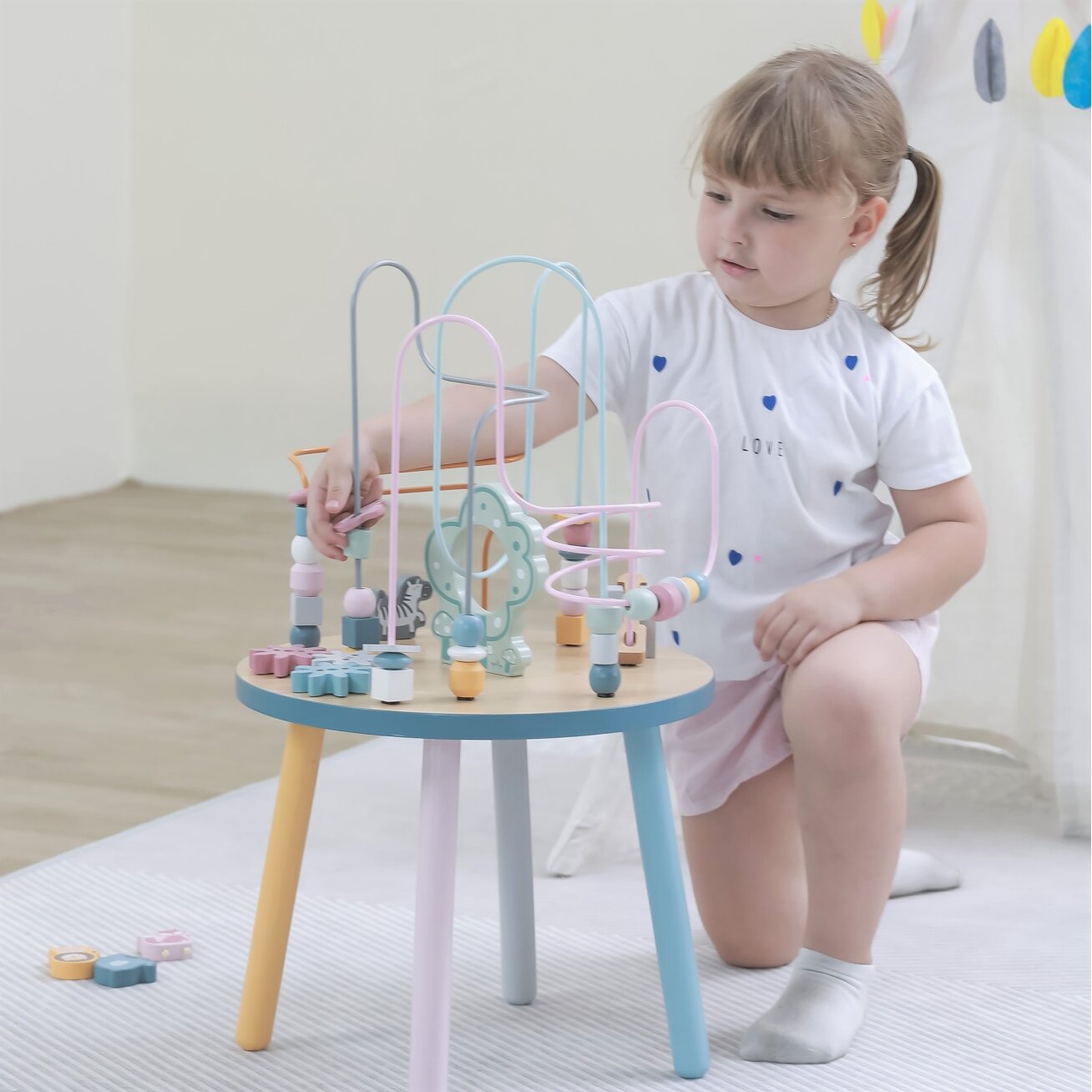 VIGA PolarB medinis edukacinis manipuliacinis staliukas – Montessori pervėrimo labirintas 2 VIGA PolarB medinis edukacinis manipuliacinis staliukas – Montessori pervėrimo labirintas 2