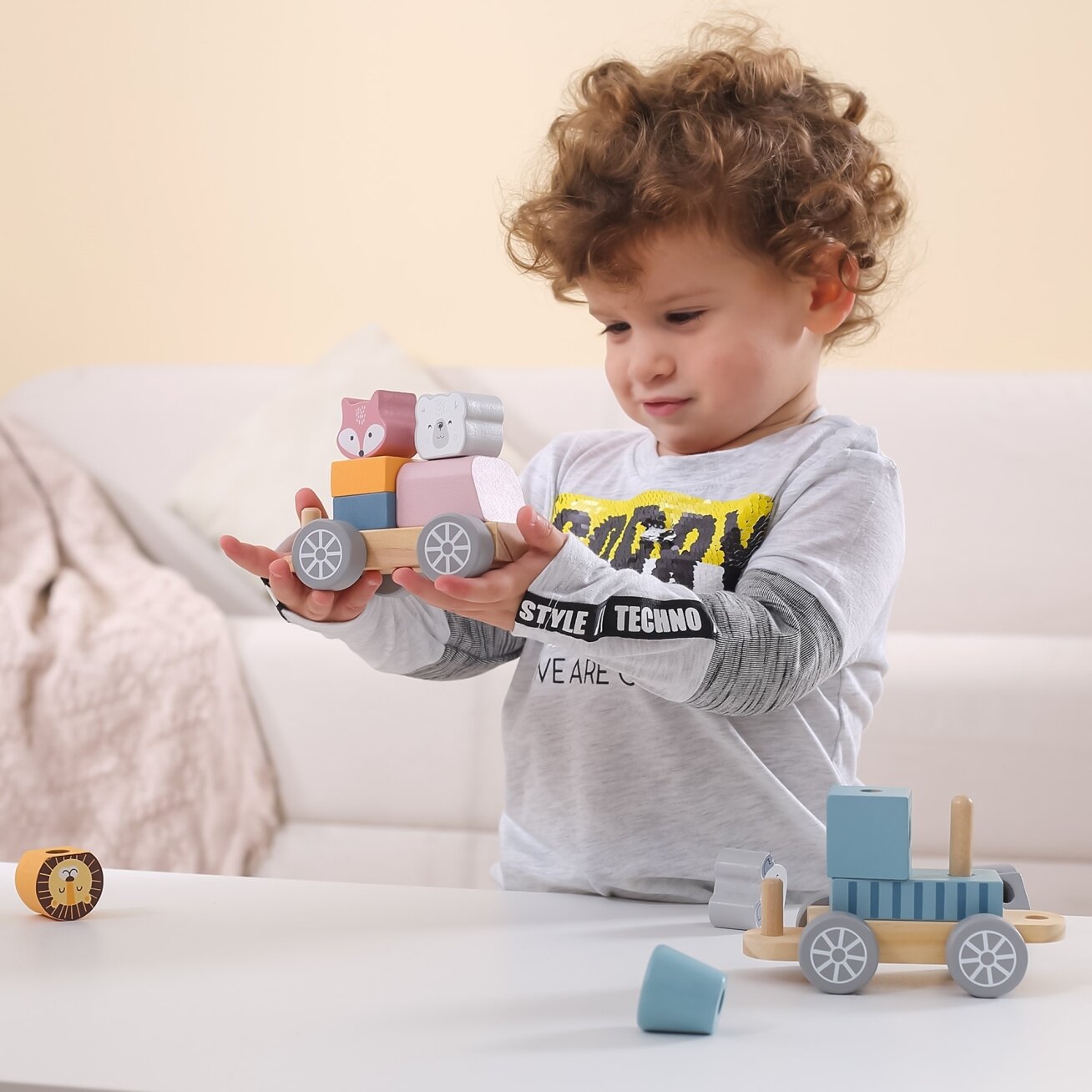 VIGA PolarB medinis traukinukas su vagonėliais ir gyvūnėliais dėliojimui Montessori 3 VIGA PolarB medinis traukinukas su vagonėliais ir gyvūnėliais dėliojimui Montessori 3
