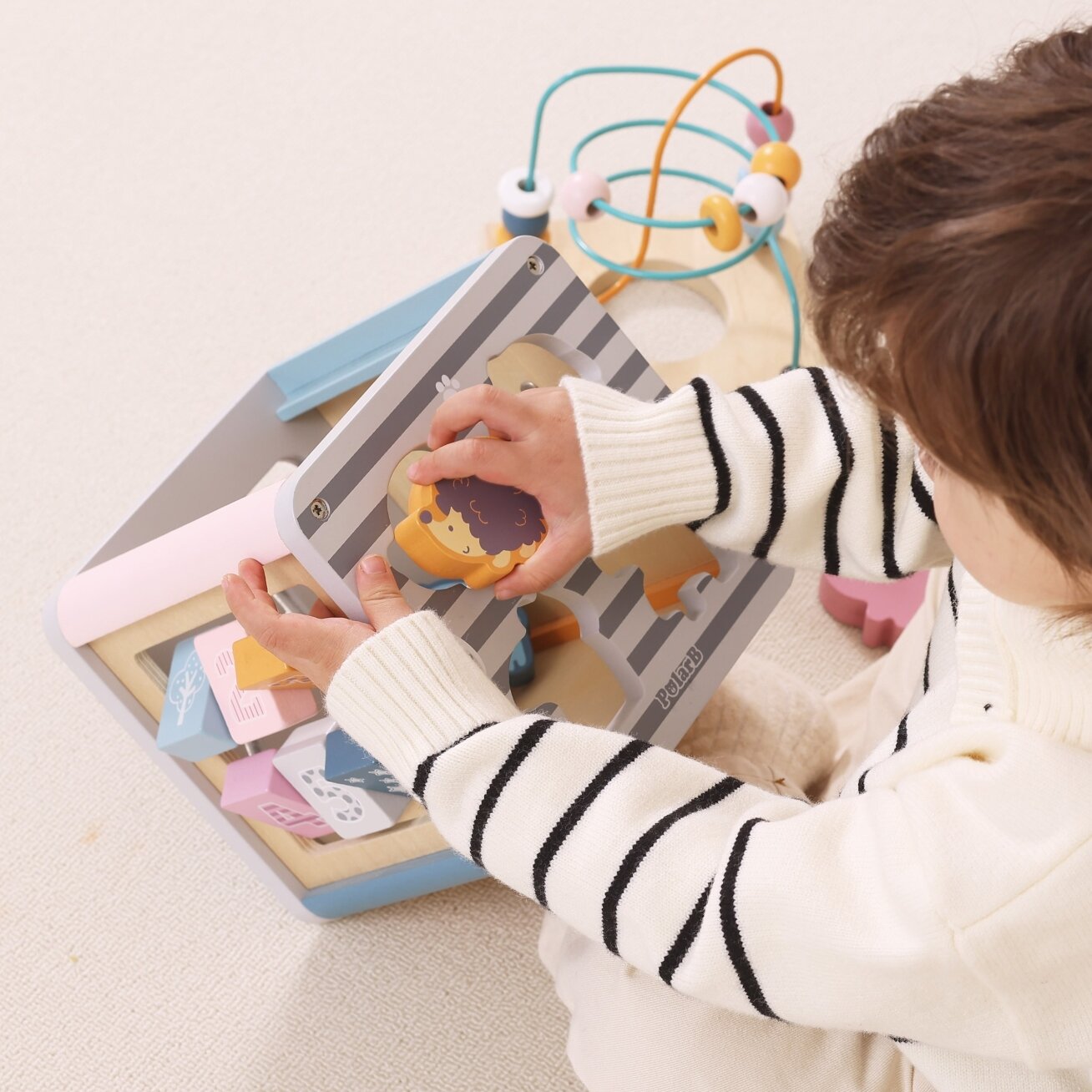 VIGA PolarB Activity Box medinis edukacinis žaidimų centras 5 viename kubas 2 VIGA PolarB Activity Box medinis edukacinis žaidimų centras 5 viename kubas 2