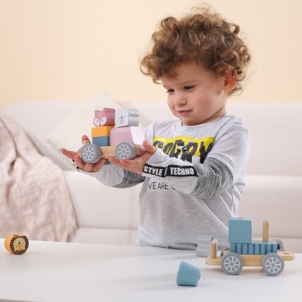 VIGA PolarB medinis traukinukas su vagonėliais ir gyvūnėliais dėliojimui Montessori 3