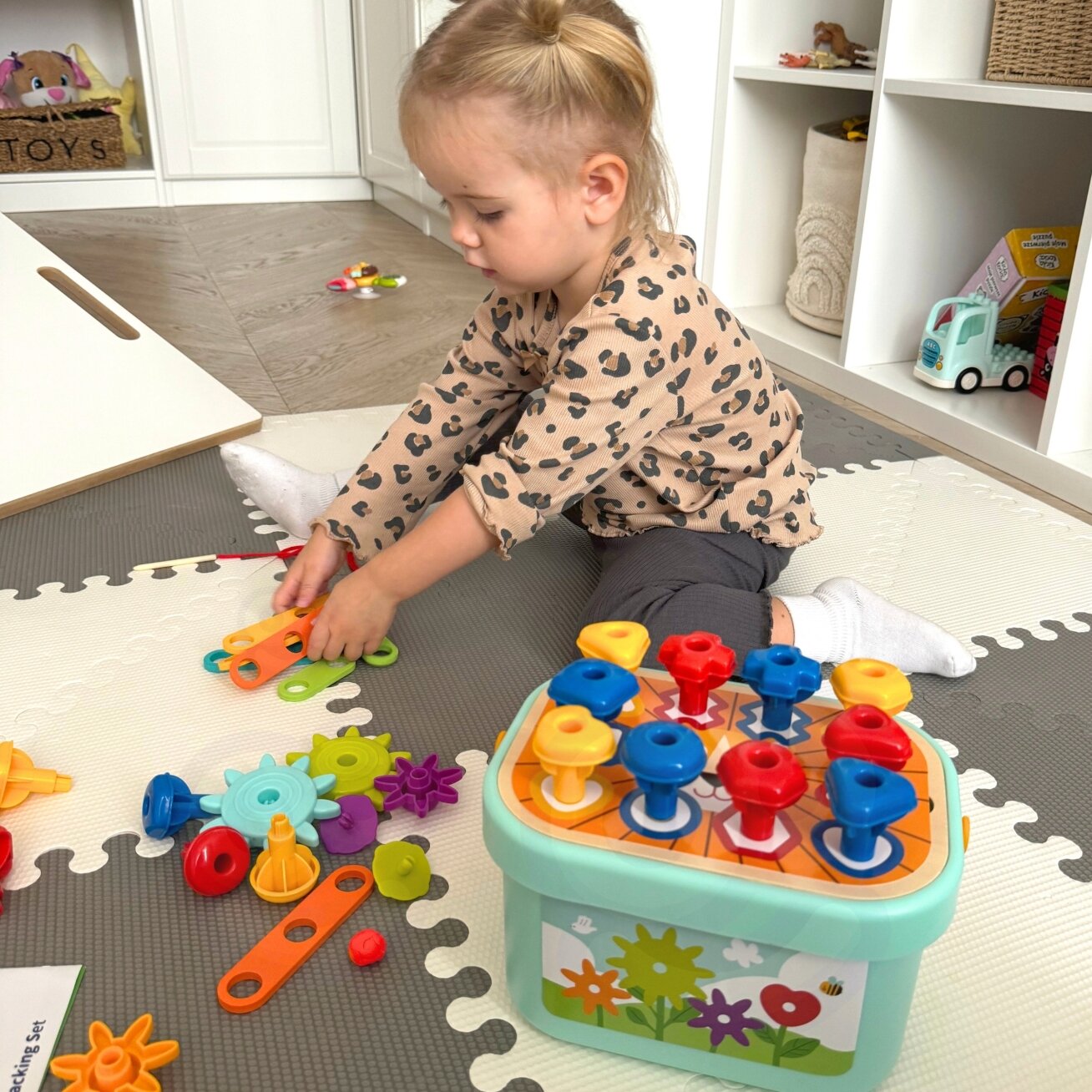 WOOPIE GREEN Konstrukcinis motorikos BOX Montessori 12w1 FSC 6 WOOPIE GREEN Konstrukcinis motorikos BOX Montessori 12w1 FSC 6
