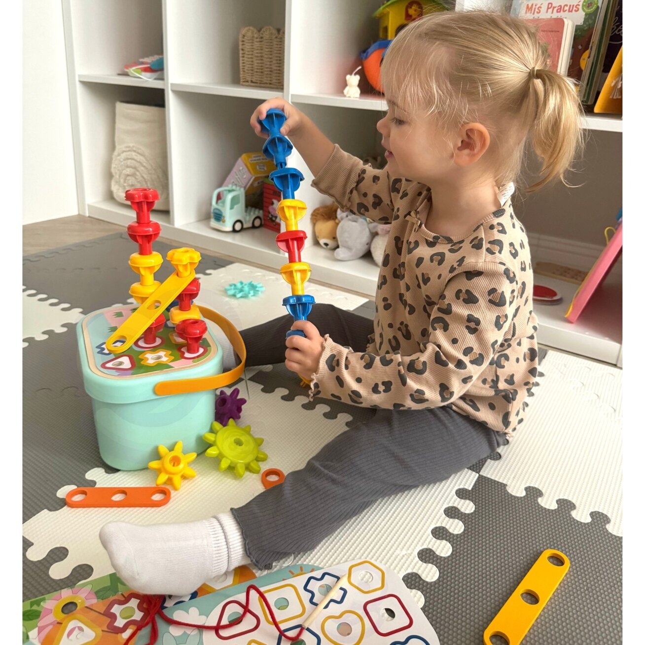 WOOPIE GREEN Konstrukcinis motorikos BOX Montessori 12w1 FSC 5 WOOPIE GREEN Konstrukcinis motorikos BOX Montessori 12w1 FSC 5