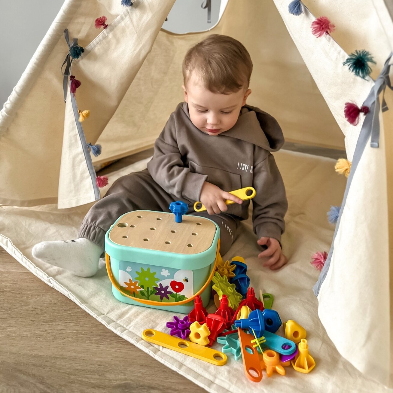 WOOPIE GREEN Konstrukcinis motorikos BOX Montessori 12w1 FSC 9 WOOPIE GREEN Konstrukcinis motorikos BOX Montessori 12w1 FSC 9