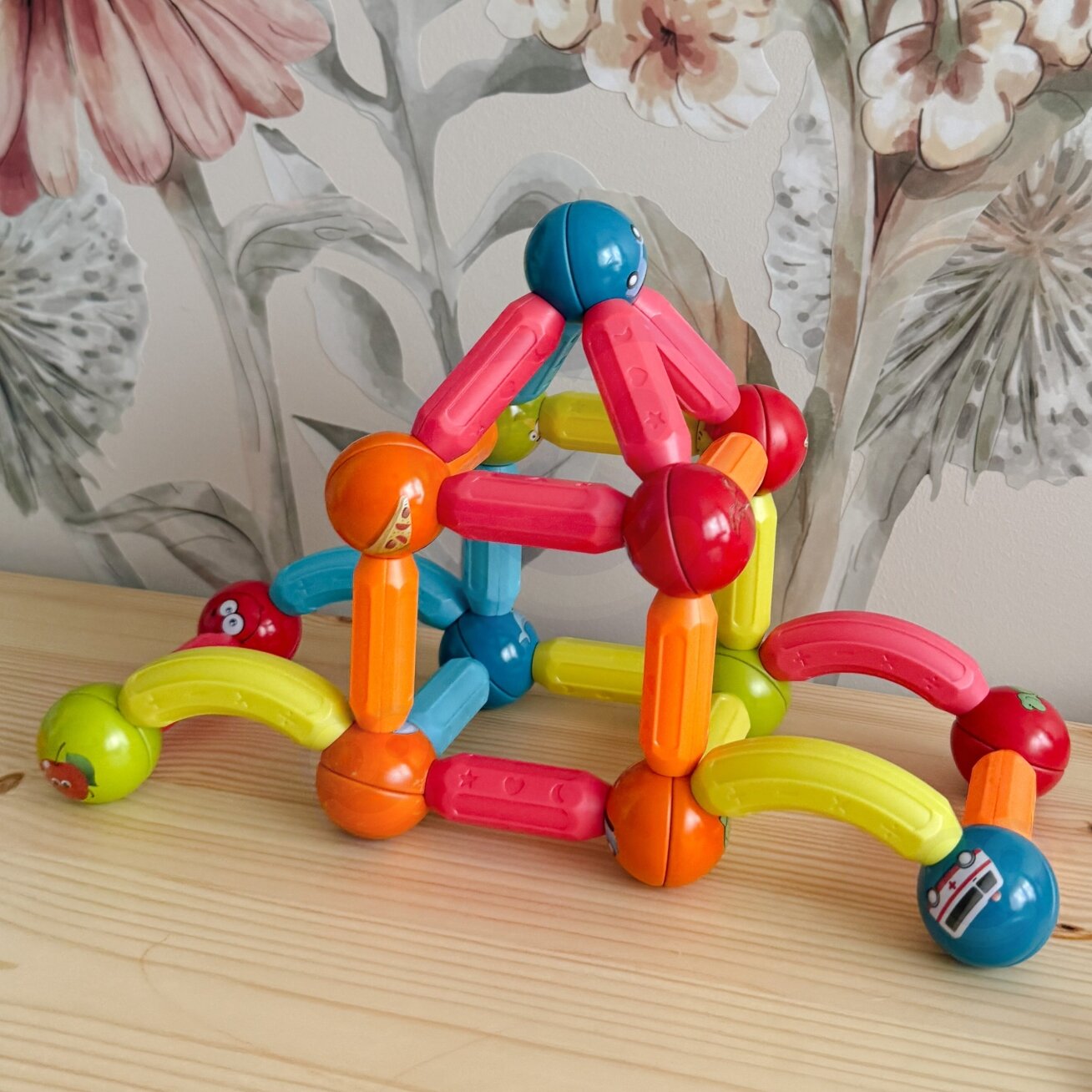WOOPIE magnetinės edukacinės konstrukcinės kaladėlės 128 el. 2