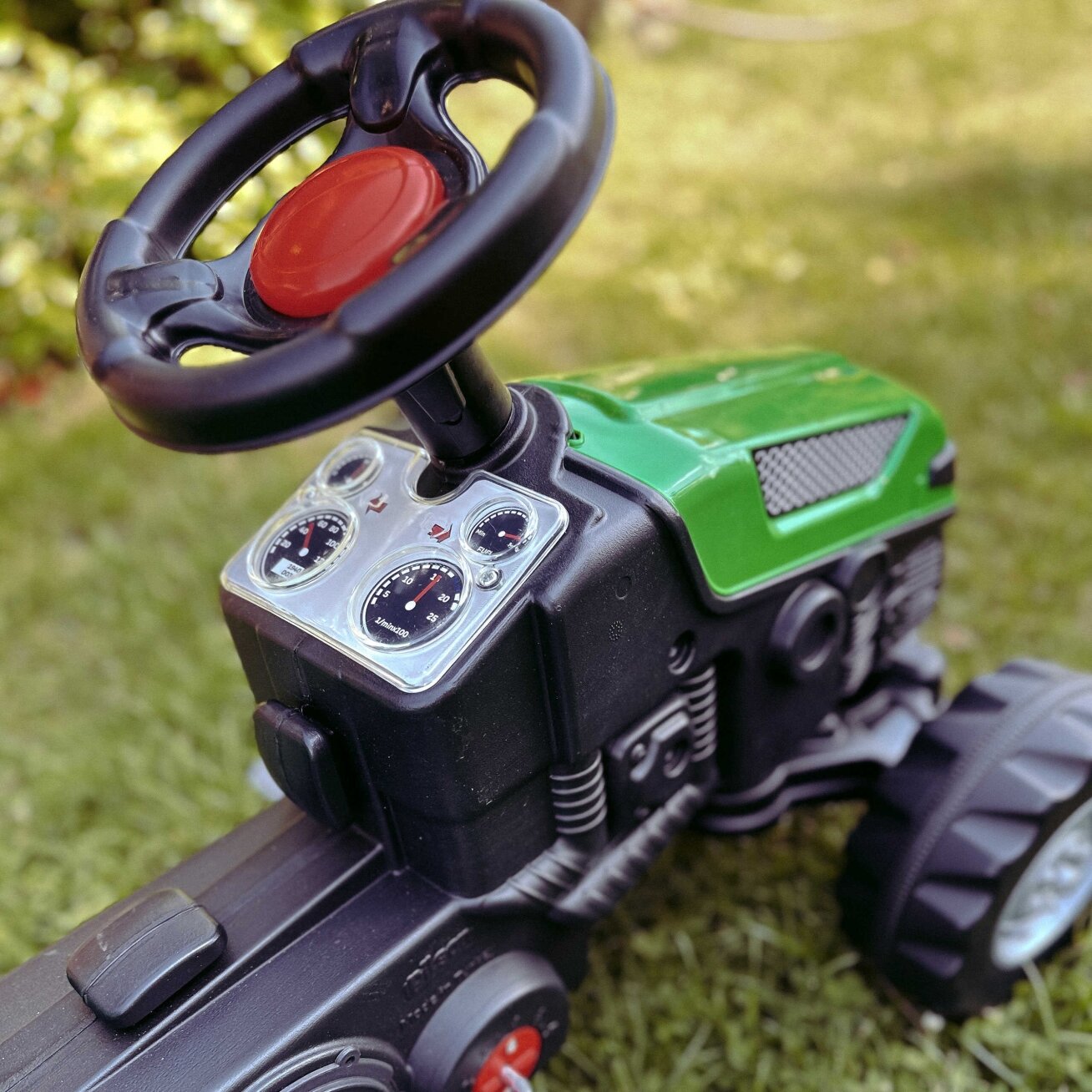 WOOPIE Pedalinis traktorius Farmer GoTrac MAXI su priekaba, tylūs ratai 10 WOOPIE Pedalinis traktorius Farmer GoTrac MAXI su priekaba, tylūs ratai 10