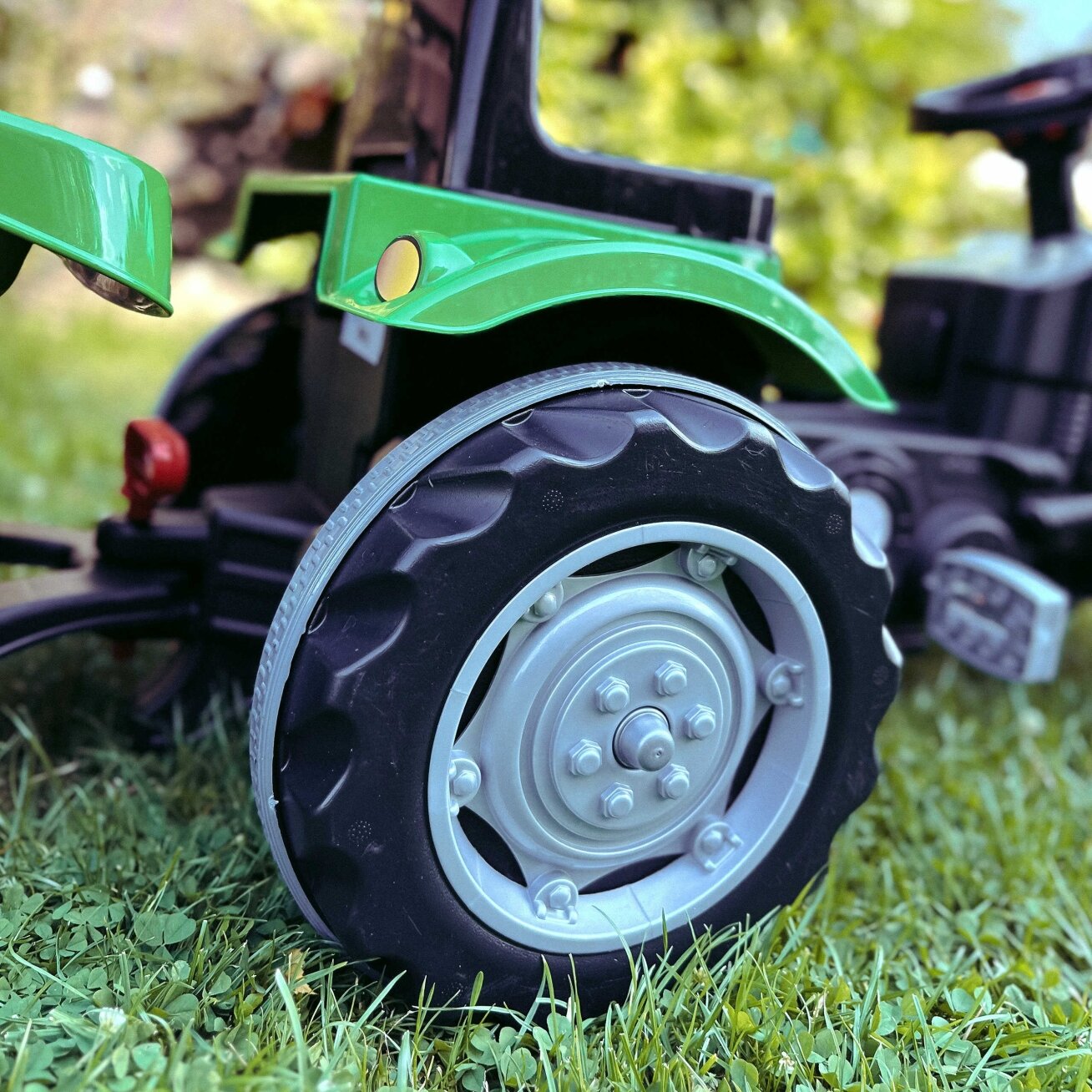 WOOPIE Pedalinis traktorius Farmer GoTrac MAXI su priekaba, tylūs ratai 9 WOOPIE Pedalinis traktorius Farmer GoTrac MAXI su priekaba, tylūs ratai 9