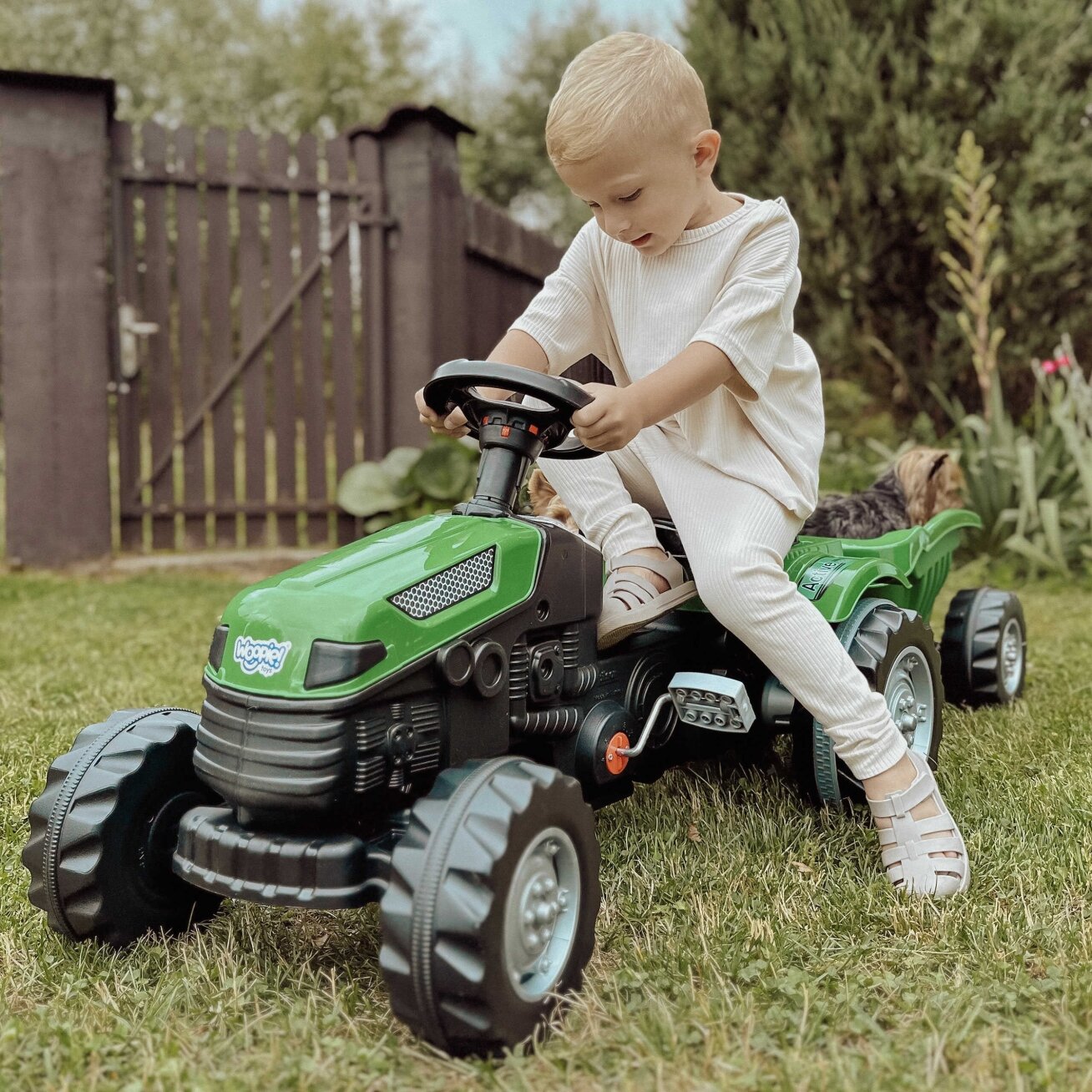 WOOPIE Pedalinis traktorius Farmer GoTrac MAXI su priekaba, tylūs ratai