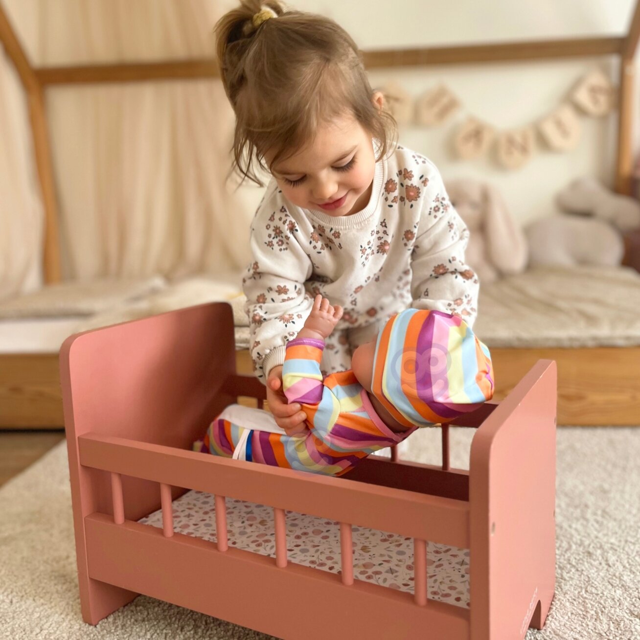 WOOPIE ROYAL Drabužėliai lėlei Rinkinys Šliaužtinukas Bodis Vienaragis Kepuraitė 43-46 cm 3