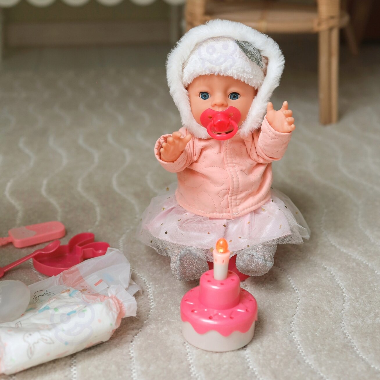 WOOPIE ROYAL Interaktyvi lėlė Mažoji Zosia švenčia gimtadienį 35 cm + priedai 6