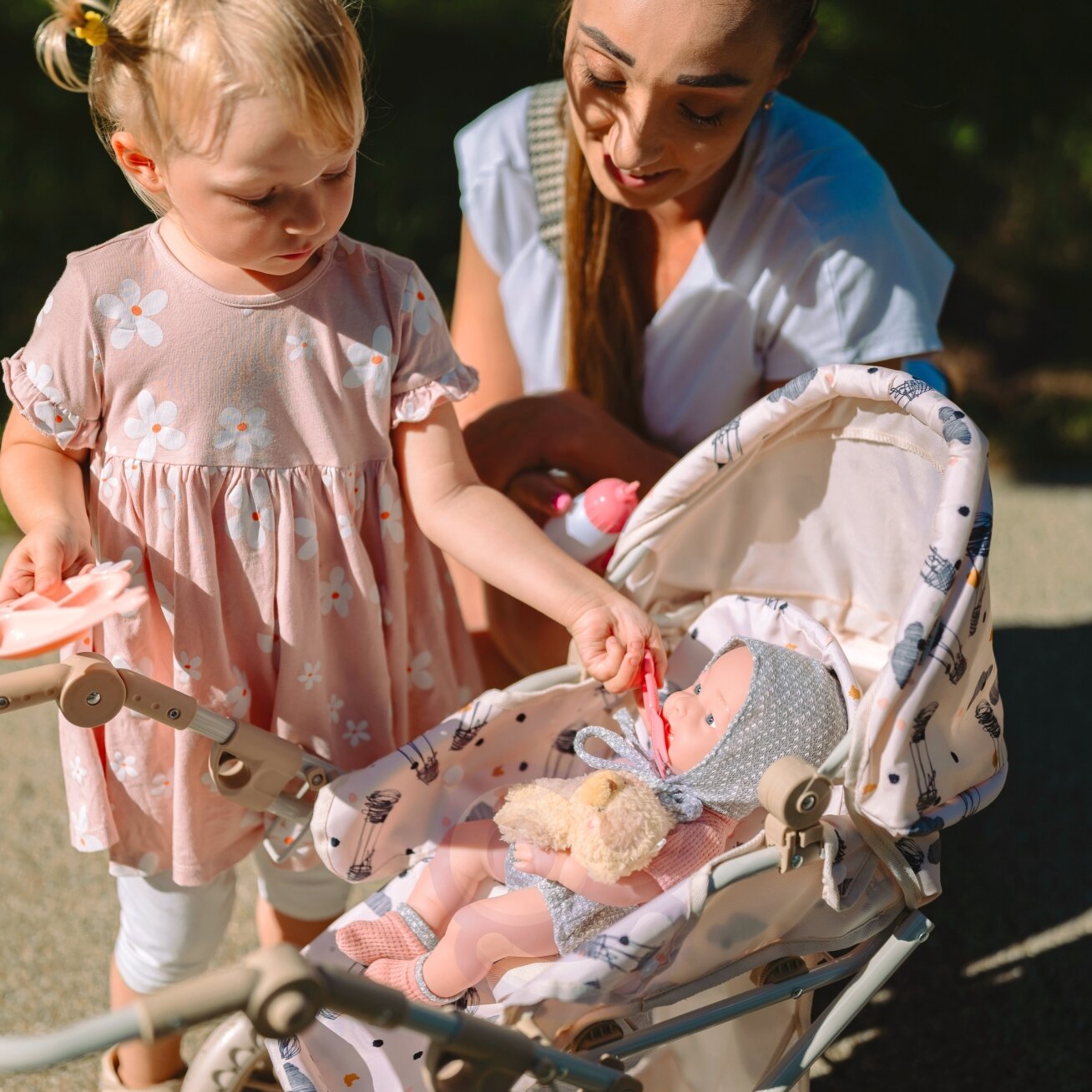 WOOPIE ROYAL kūdikio lėlė 36 cm su drabužėliais ir meškiuku, maitinimo priedai 7
