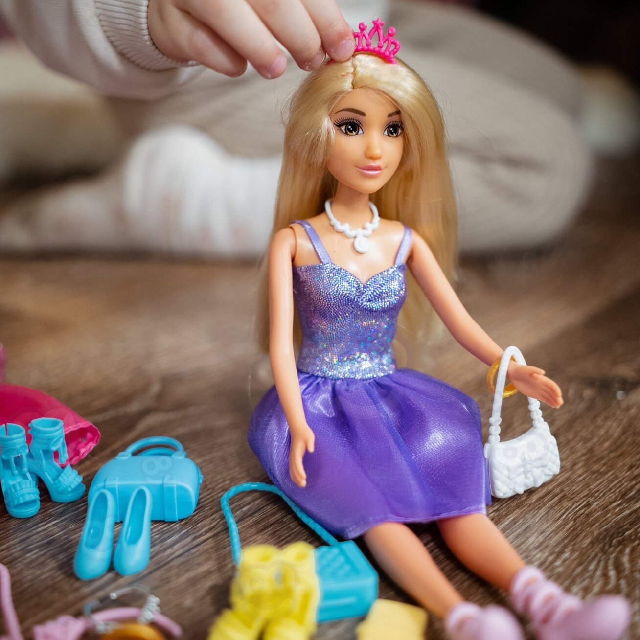 WOOPIE ROYAL Lėlė Lili modelis, mados stilistė su aksesuarais 7 WOOPIE ROYAL Lėlė Lili modelis, mados stilistė su aksesuarais 7
