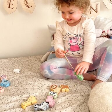 WOOPIE GREEN Medinė suveriama vėrimo dėlionė ZOO Montessori 13 el.