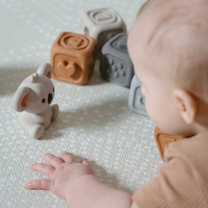 WOOPIE BABY Edukacinis rinkinys Piramidė Sensorinės kaladėlės 2in1 Kramtukas Skaičiai 7