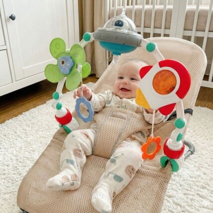 WOOPIE BABY Interaktyvus lankas su žaisliukais lovytei, grojantis lopšines 5